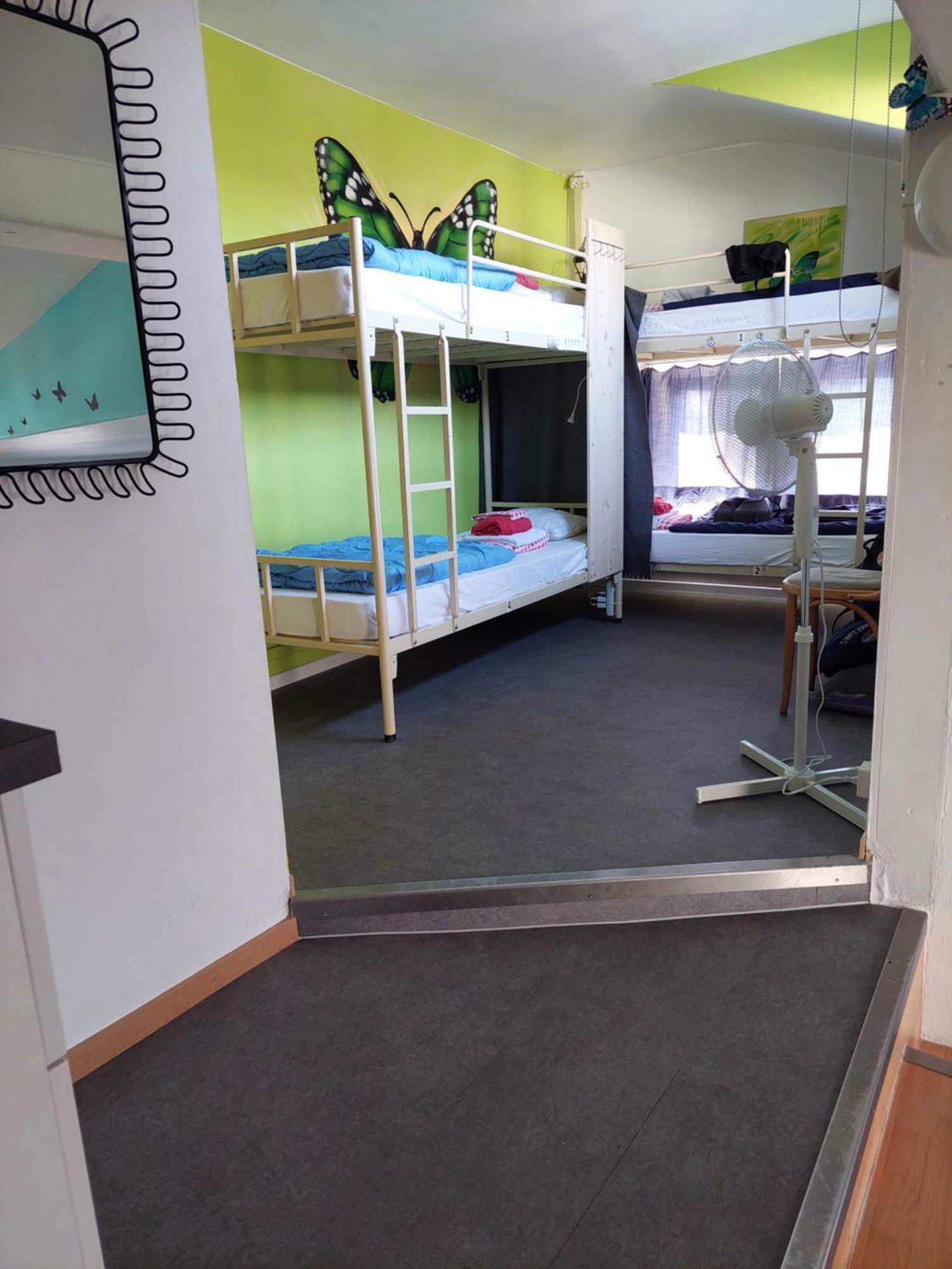 Bed 6-Bed Mixed Dormitory Room