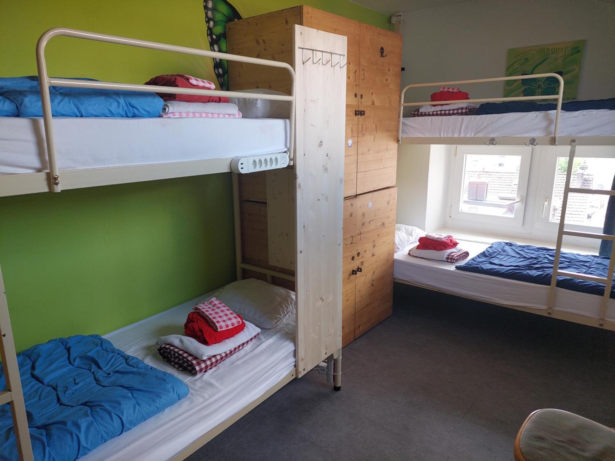Bed 6-Bed Mixed Dormitory Room